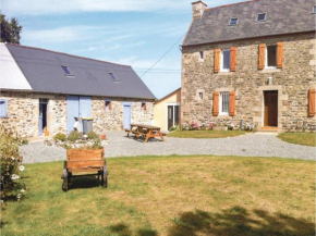 Holiday home Treguier with a Fireplace 350